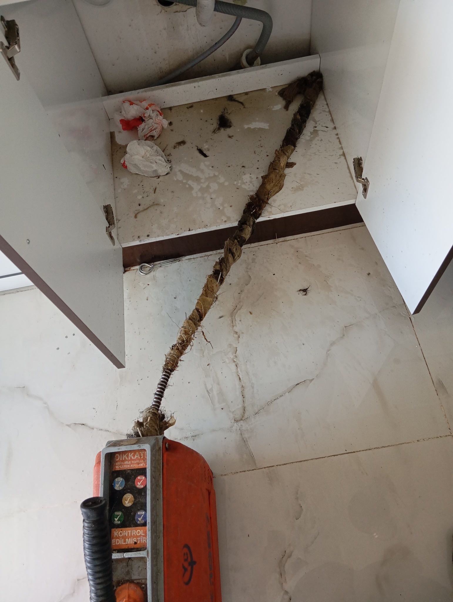 Mutfak lavabo altı gider açma - Çanakkale Merkez