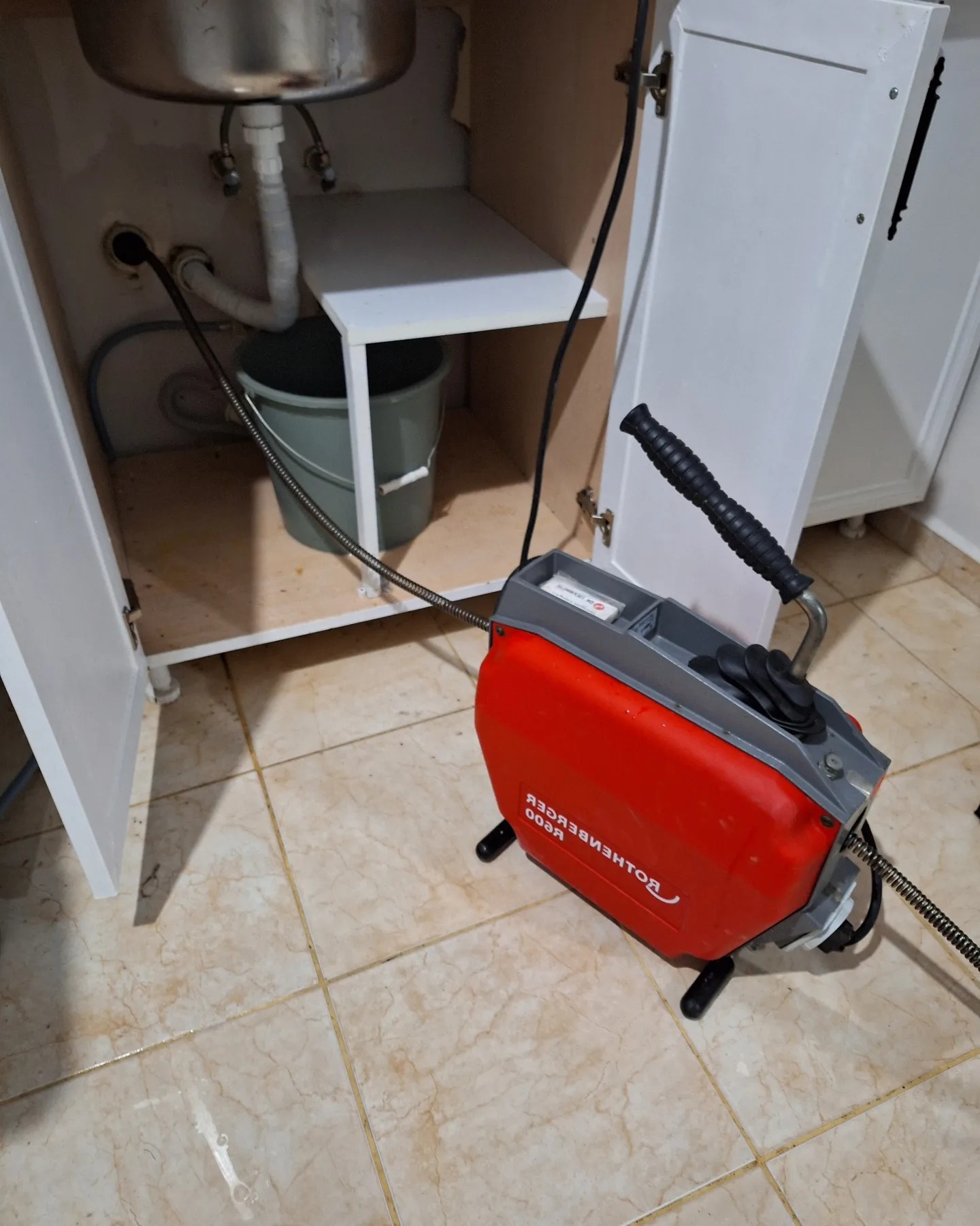 Lavabo Gideri Açma